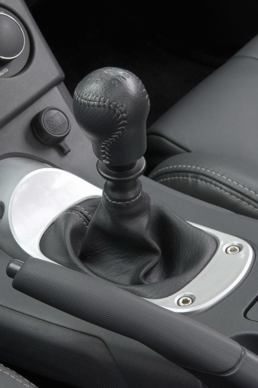  Mitsubishi Eclipse 2009 года  (фото 38 из 205)
